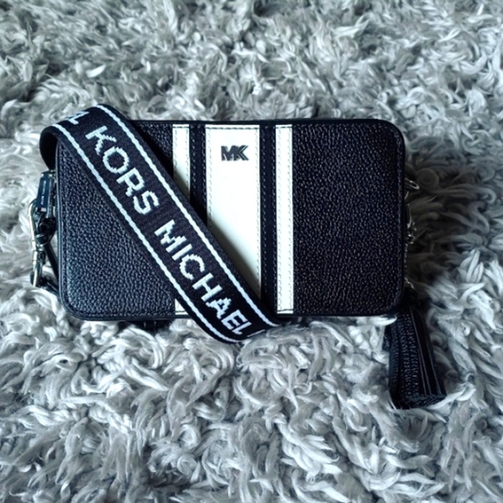 🎉4xHost Pic🎉Michael Kors Crossbody Bag